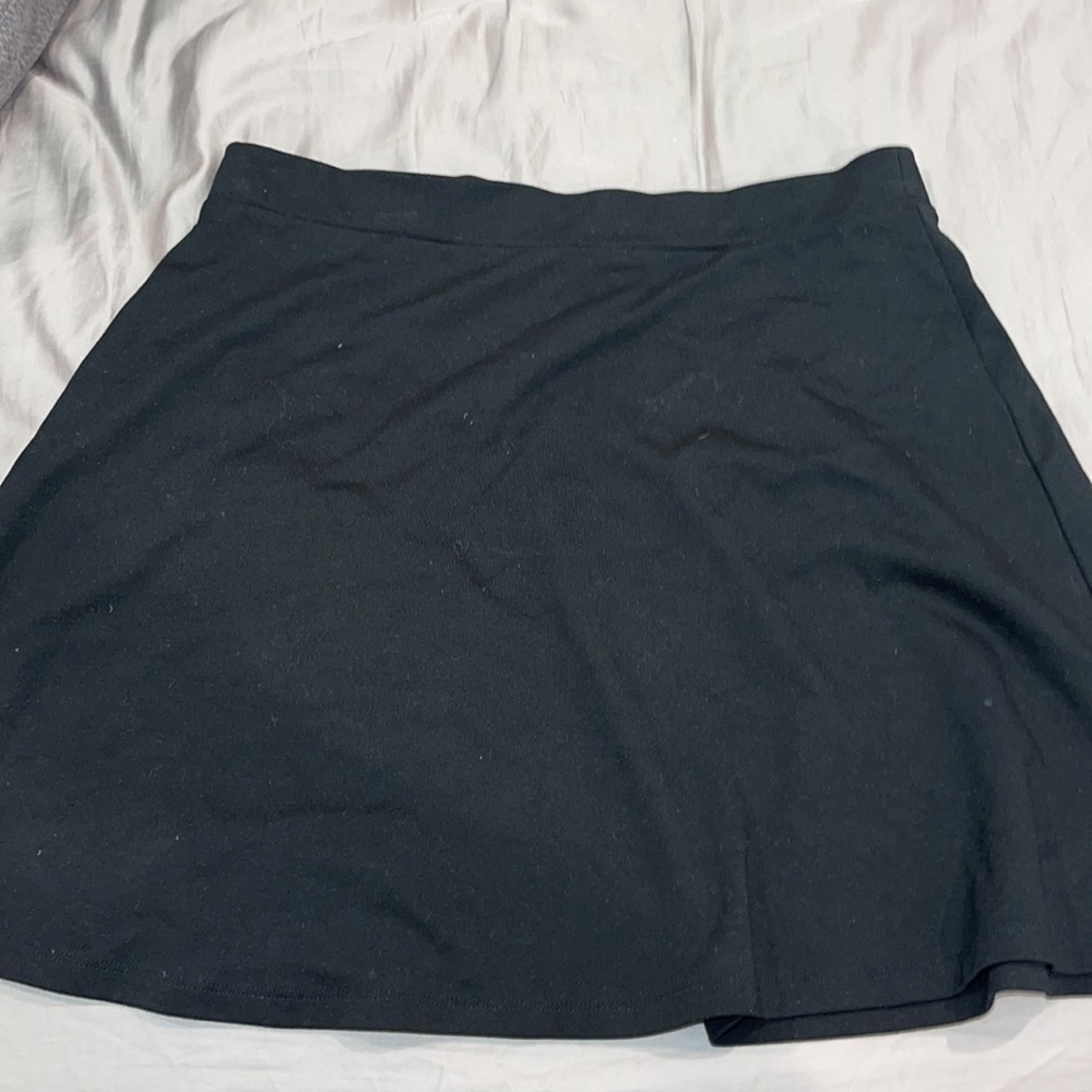 H and M skirt